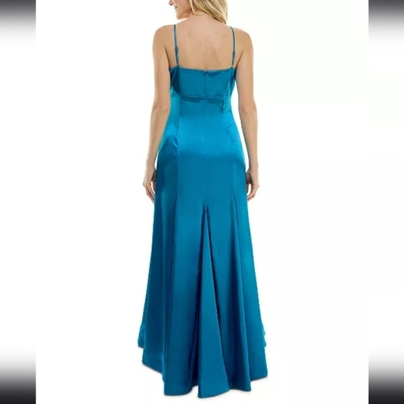 NWT Taylor Women's Exaggerated-Bow Satin-Dazzling Gown in Ocean Blue - Picture 2 of 14